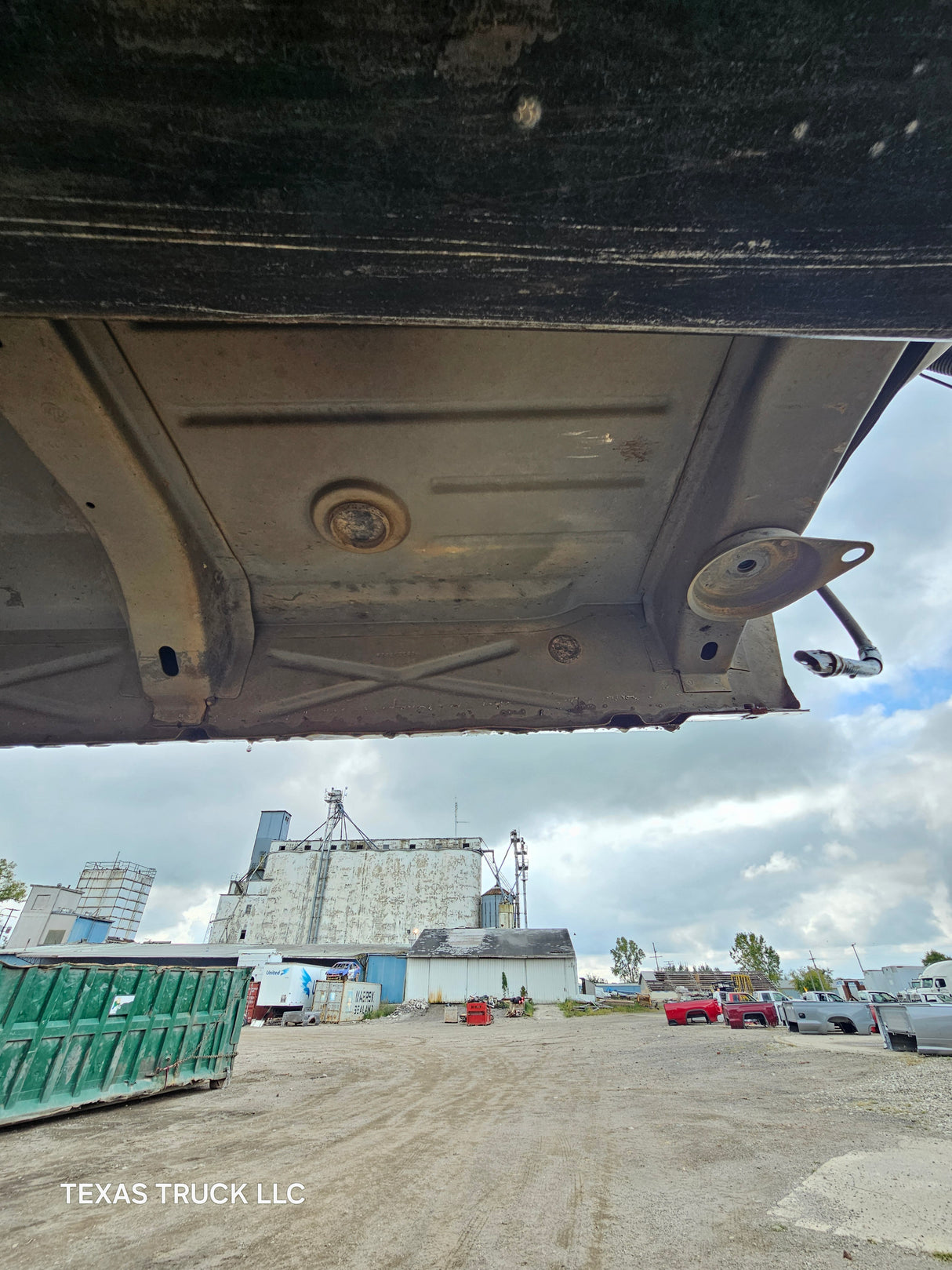 1999-2007 Chevrolet Silverado / GMC Sierra 1500 2500 HD 3500HD Regular Cab Body - Pewter