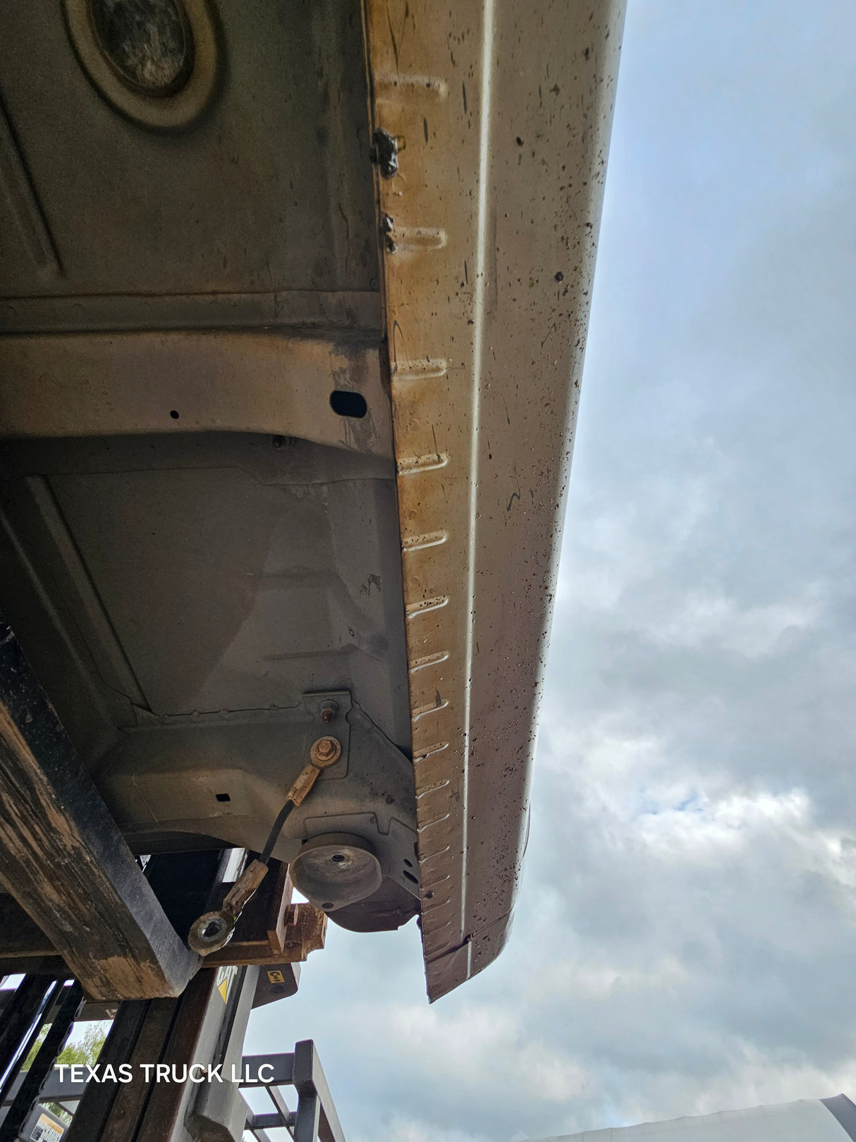 1999-2007 Chevrolet Silverado / GMC Sierra 1500 2500 HD 3500HD Regular Cab Body - Pewter