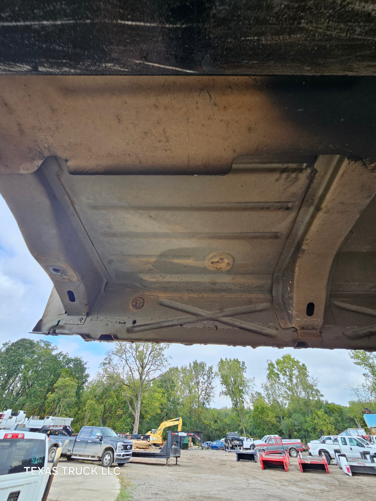 1999-2007 Chevrolet Silverado / GMC Sierra 1500 2500 HD 3500HD Regular Cab Body - Pewter