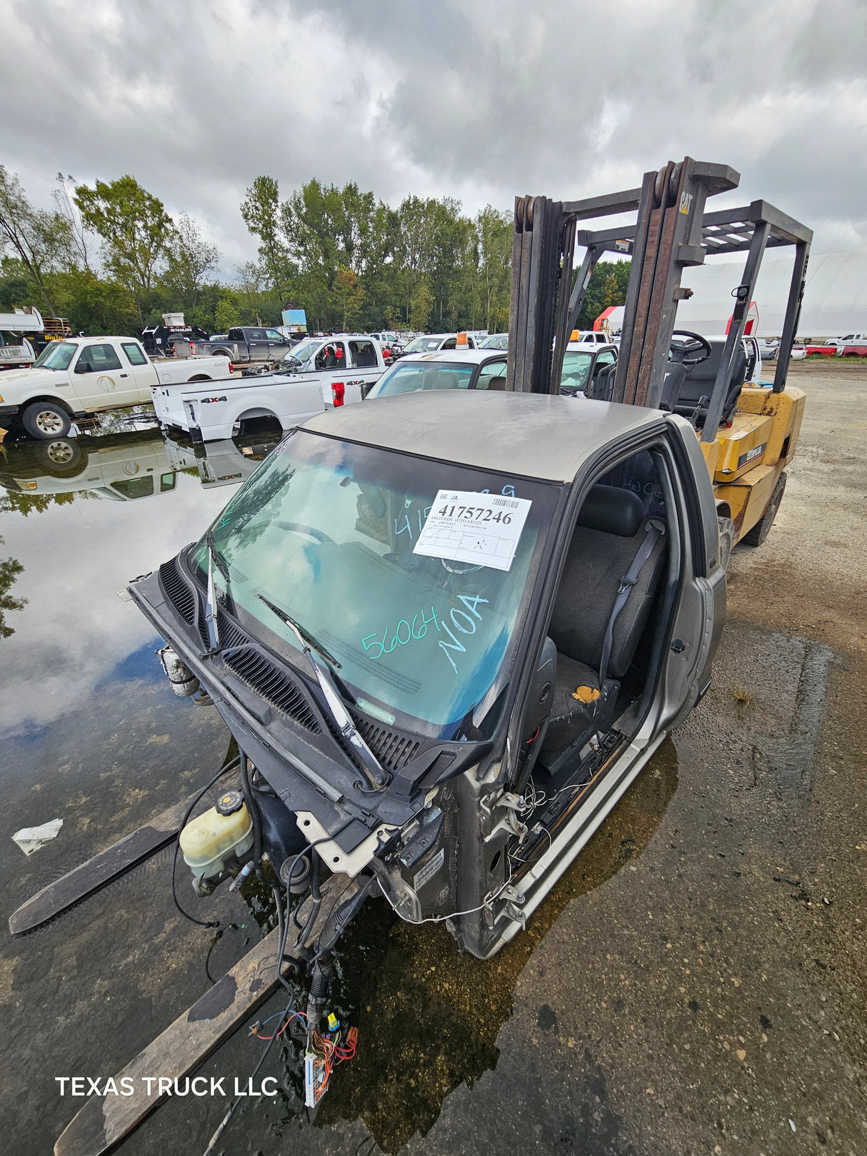 1999-2007 Chevrolet Silverado / GMC Sierra 1500 2500 HD 3500HD Regular Cab Body - Pewter