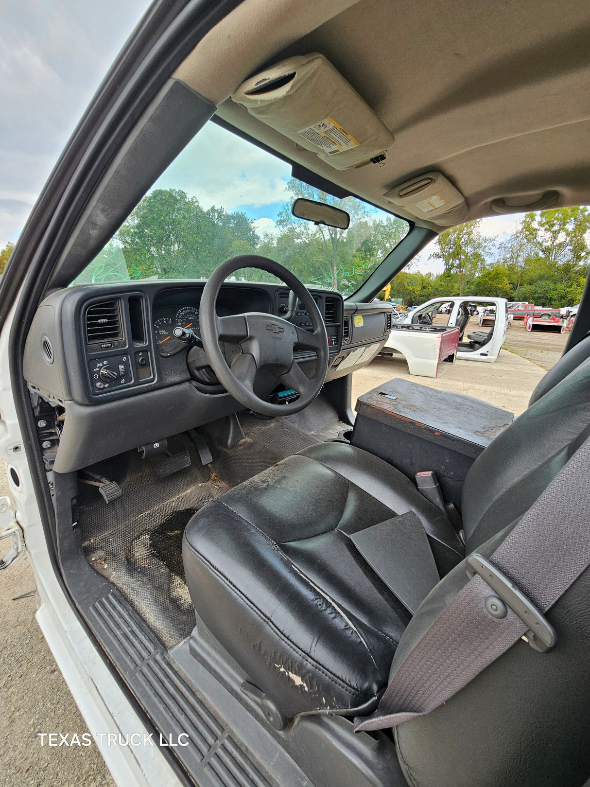 1999-2007 Chevrolet Silverado / GMC Sierra 1500 2500 HD 3500HD Regular Cab Body - Summit White