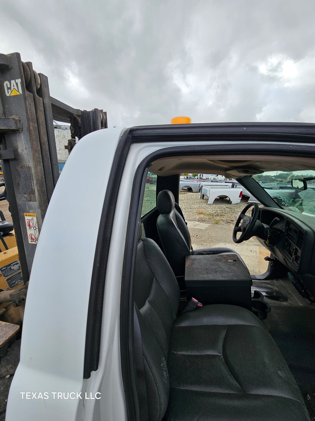 1999-2007 Chevrolet Silverado / GMC Sierra 1500 2500 HD 3500HD Regular Cab Body - Summit White