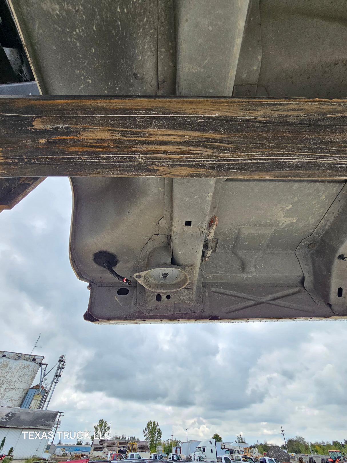 1999-2007 Chevrolet Silverado / GMC Sierra 1500 2500 HD 3500HD Regular Cab Body - Summit White