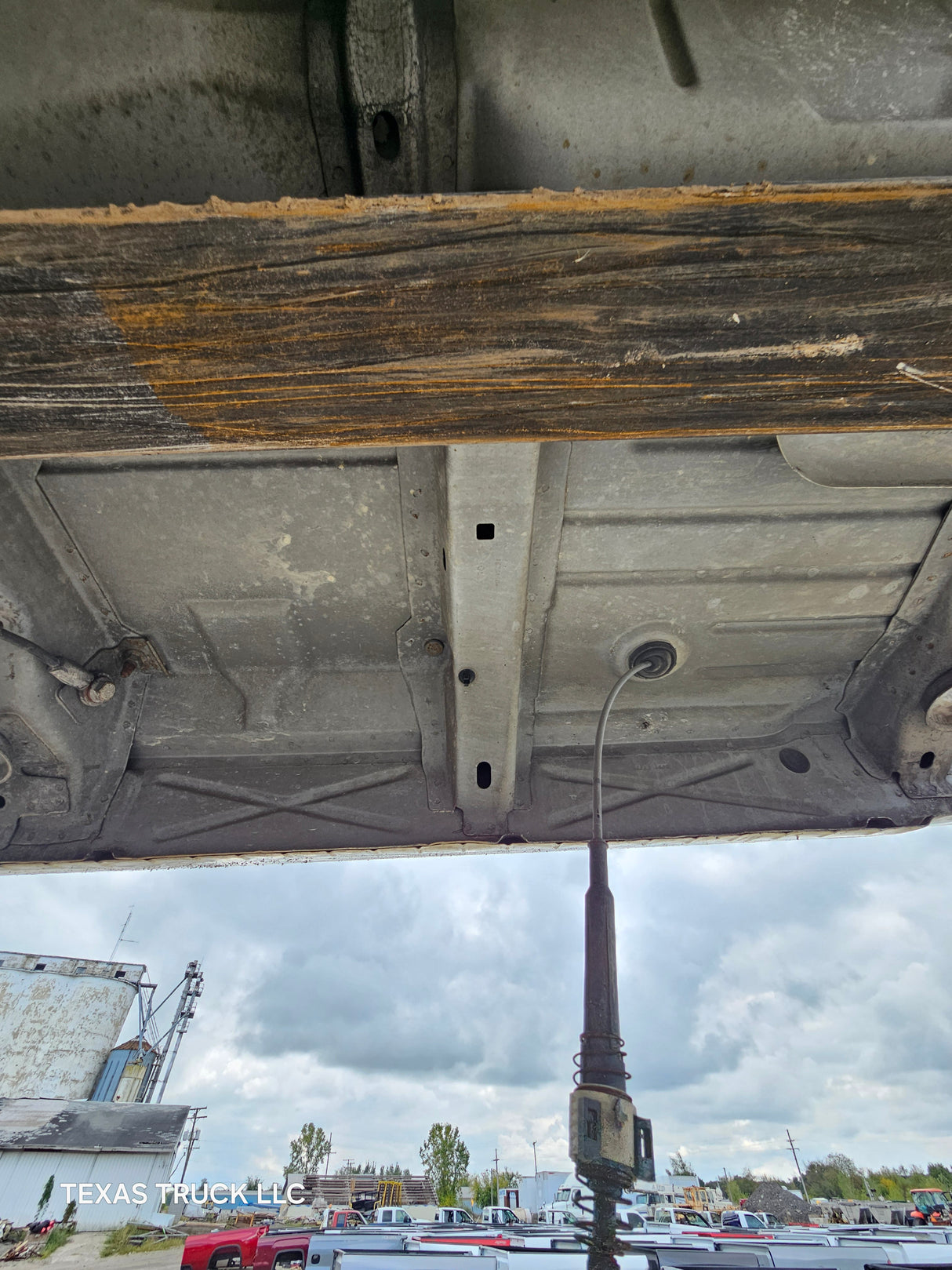 1999-2007 Chevrolet Silverado / GMC Sierra 1500 2500 HD 3500HD Regular Cab Body - Summit White