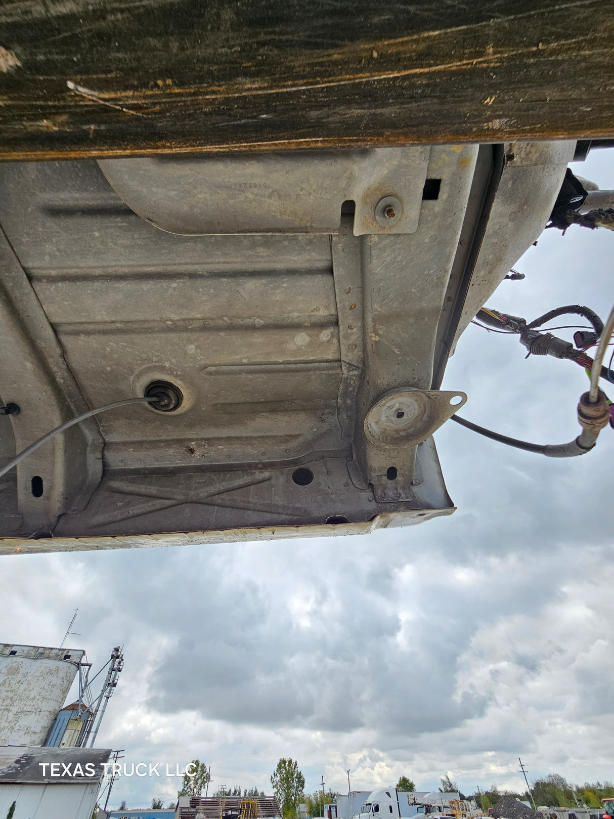 1999-2007 Chevrolet Silverado / GMC Sierra 1500 2500 HD 3500HD Regular Cab Body - Summit White