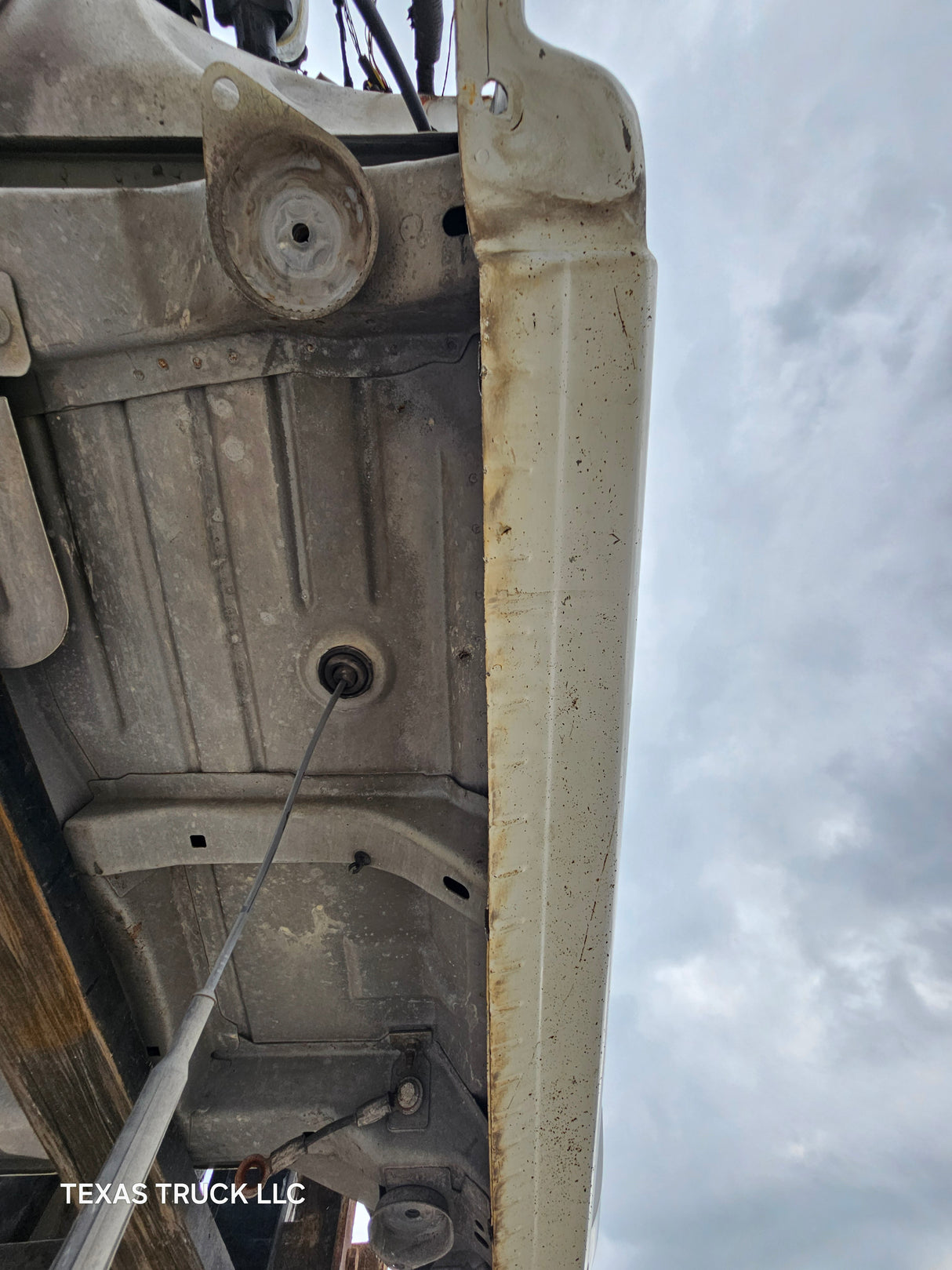 1999-2007 Chevrolet Silverado / GMC Sierra 1500 2500 HD 3500HD Regular Cab Body - Summit White