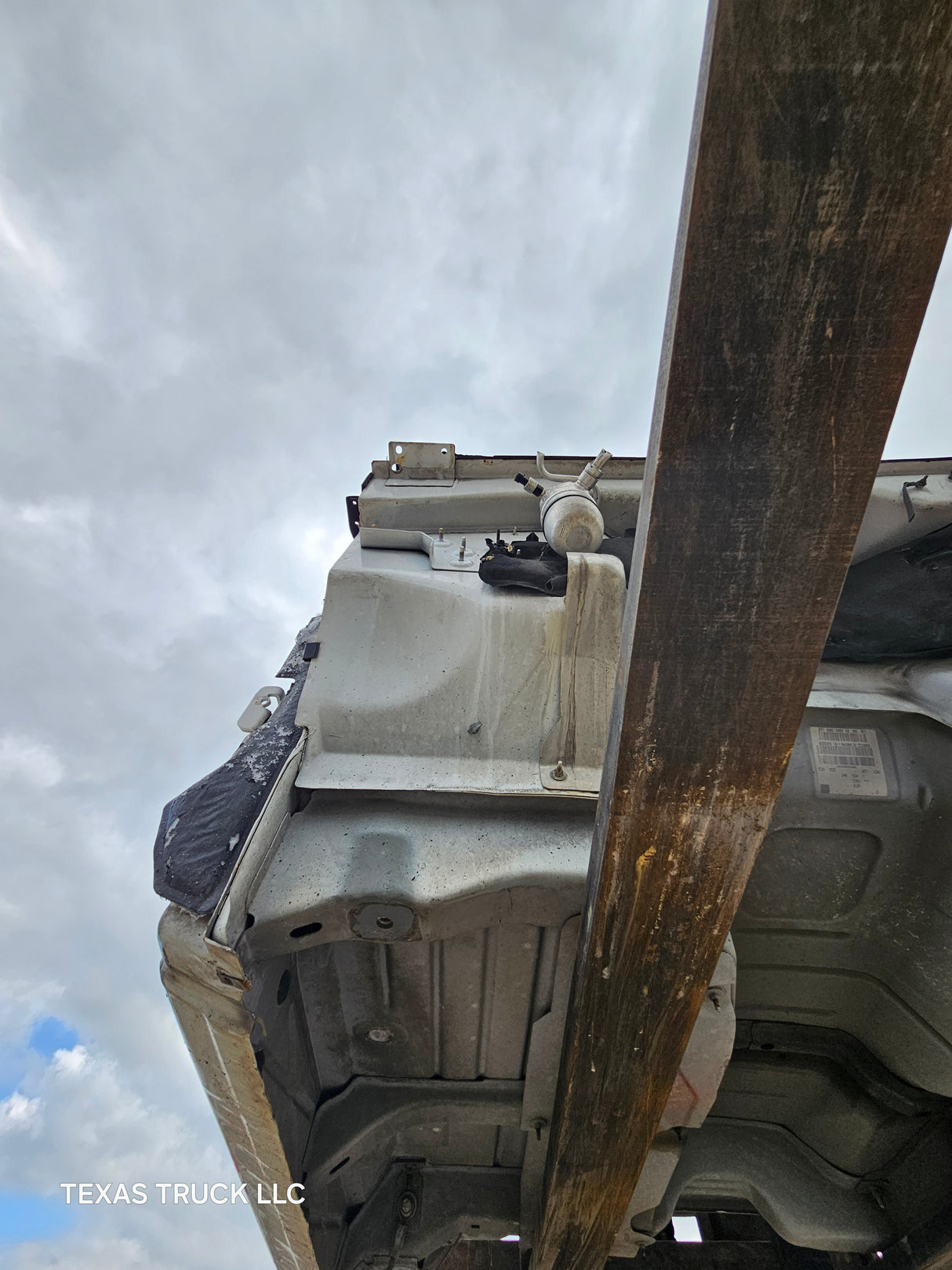 1999-2007 Chevrolet Silverado / GMC Sierra 1500 2500 HD 3500HD Regular Cab Body - Summit White