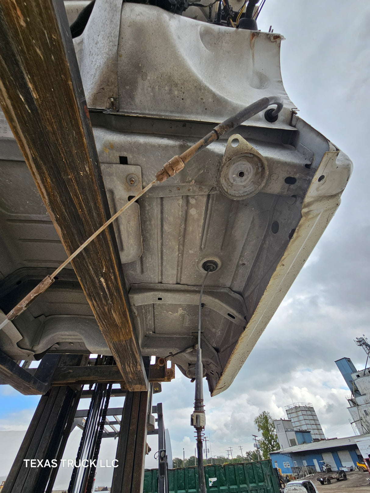 1999-2007 Chevrolet Silverado / GMC Sierra 1500 2500 HD 3500HD Regular Cab Body - Summit White