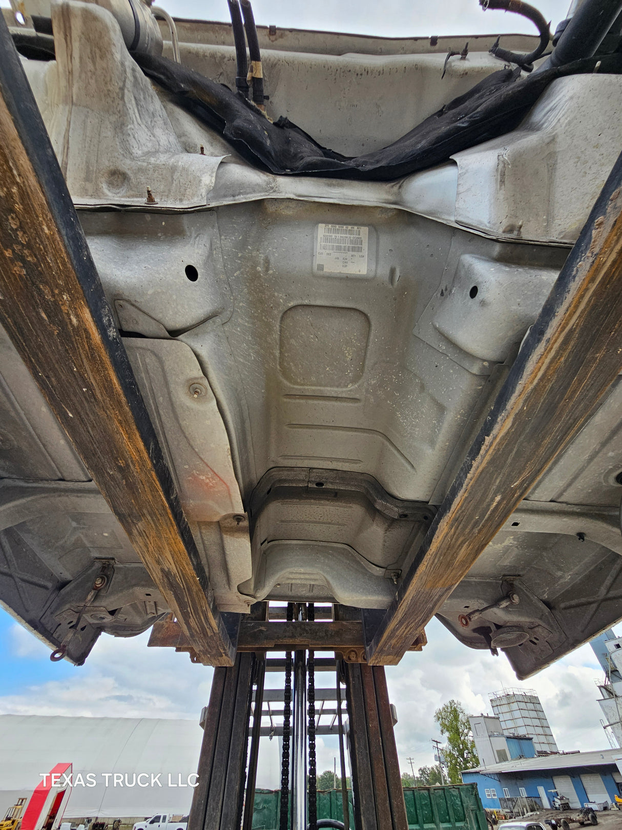 1999-2007 Chevrolet Silverado / GMC Sierra 1500 2500 HD 3500HD Regular Cab Body - Summit White