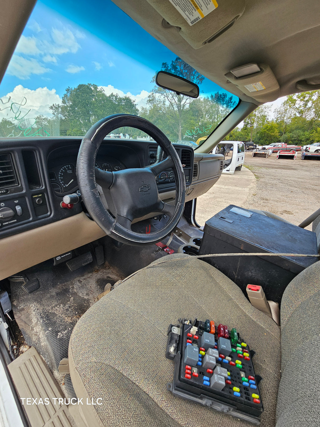 1999-2007 Chevrolet Silverado / GMC Sierra 1500 2500 HD 3500HD Regular Cab Body - Summit White