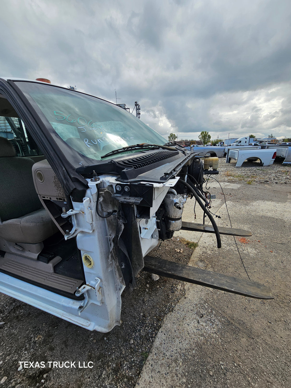 1999-2007 Chevrolet Silverado / GMC Sierra 1500 2500 HD 3500HD Regular Cab Body - Summit White