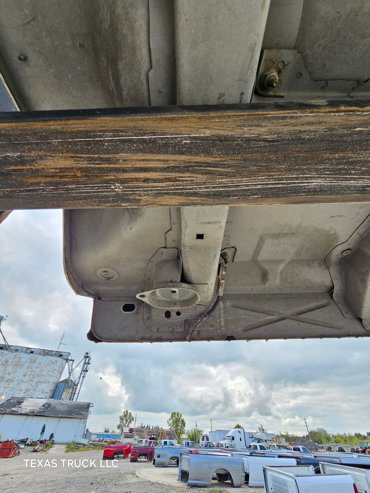 1999-2007 Chevrolet Silverado / GMC Sierra 1500 2500 HD 3500HD Regular Cab Body - Summit White