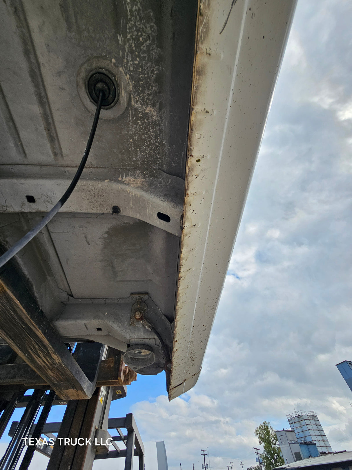 1999-2007 Chevrolet Silverado / GMC Sierra 1500 2500 HD 3500HD Regular Cab Body - Summit White