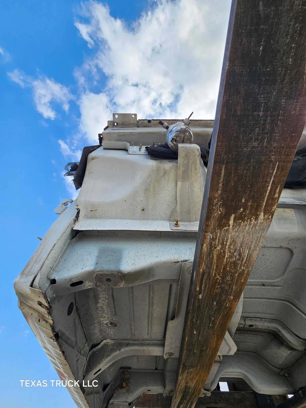 1999-2007 Chevrolet Silverado / GMC Sierra 1500 2500 HD 3500HD Regular Cab Body - Summit White