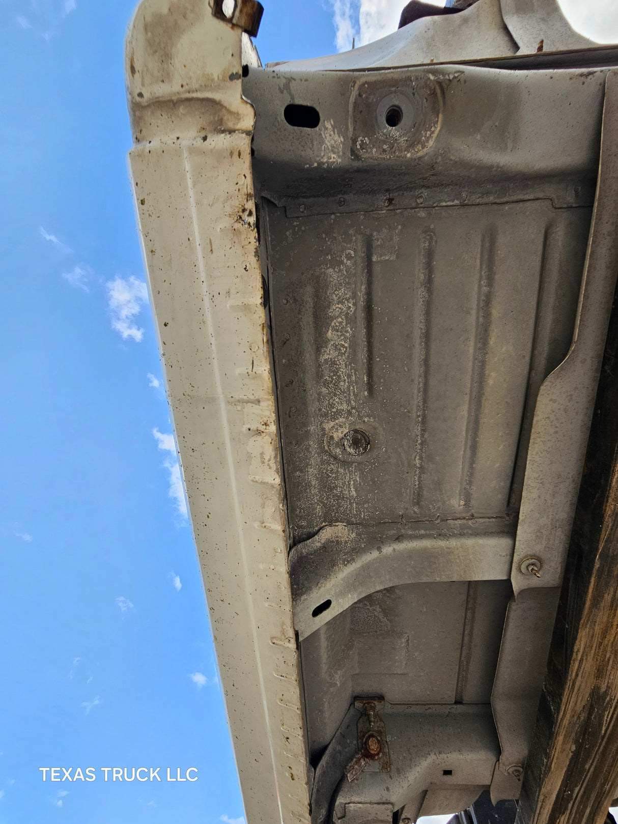 1999-2007 Chevrolet Silverado / GMC Sierra 1500 2500 HD 3500HD Regular Cab Body - Summit White