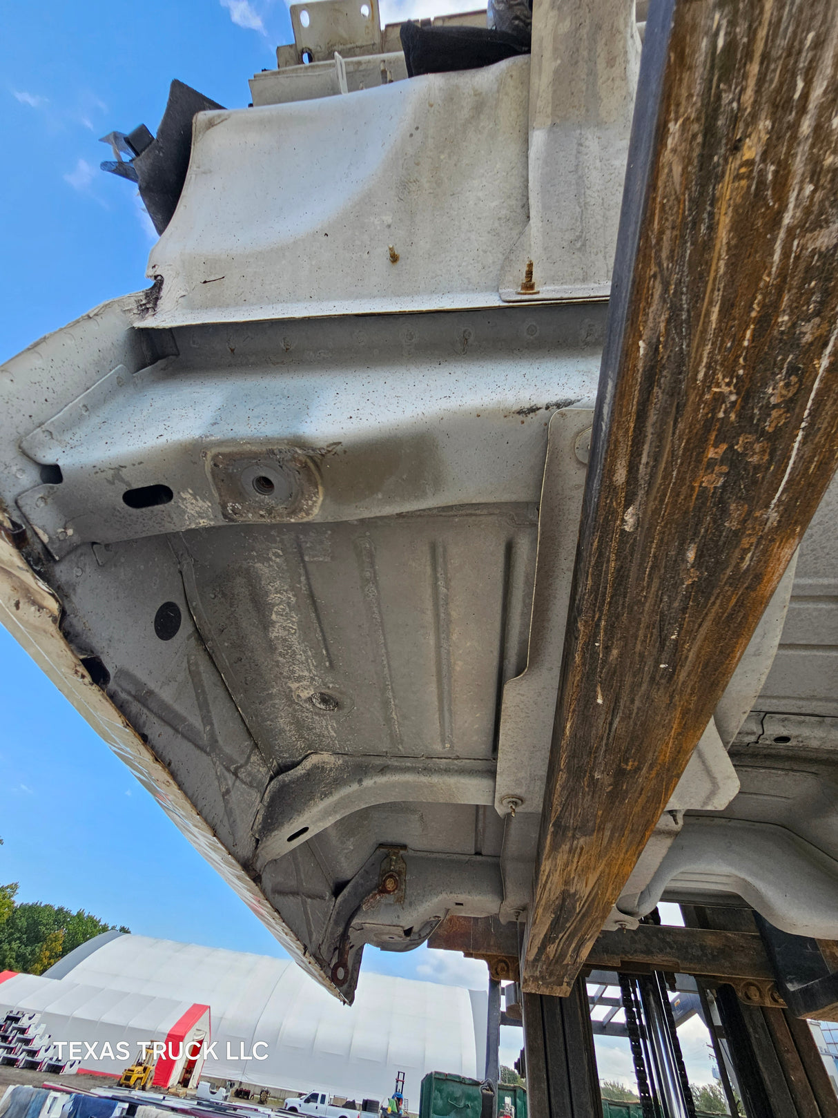 1999-2007 Chevrolet Silverado / GMC Sierra 1500 2500 HD 3500HD Regular Cab Body - Summit White