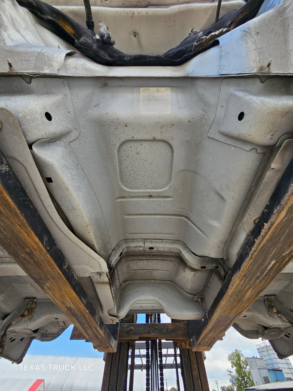 1999-2007 Chevrolet Silverado / GMC Sierra 1500 2500 HD 3500HD Regular Cab Body - Summit White