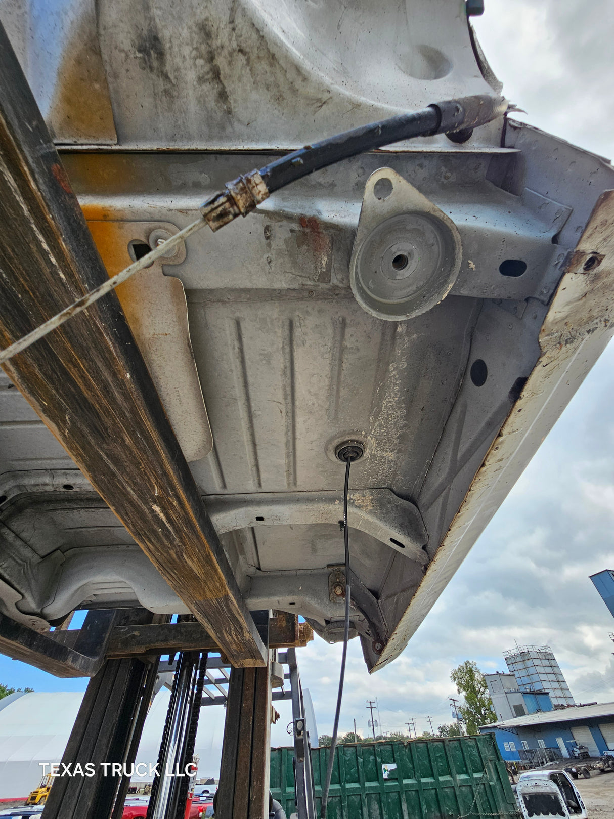 1999-2007 Chevrolet Silverado / GMC Sierra 1500 2500 HD 3500HD Regular Cab Body - Summit White