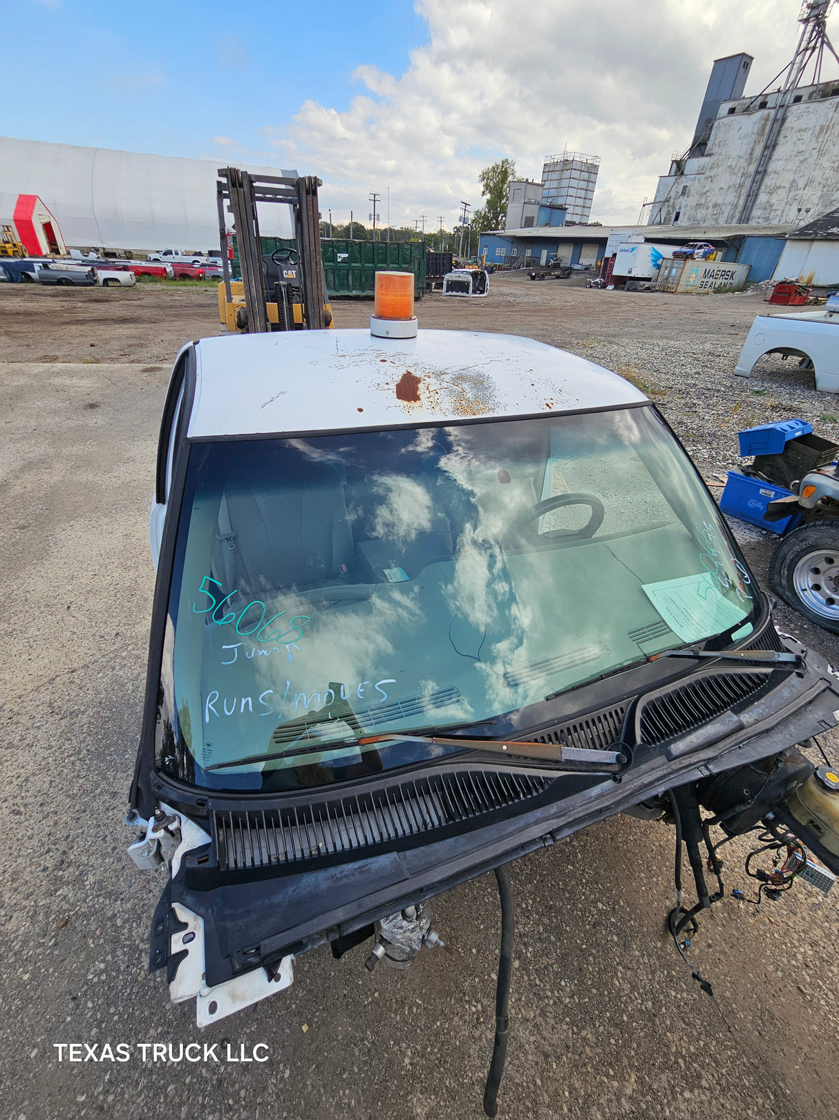 1999-2007 Chevrolet Silverado / GMC Sierra 1500 2500 HD 3500HD Regular Cab Body - Summit White