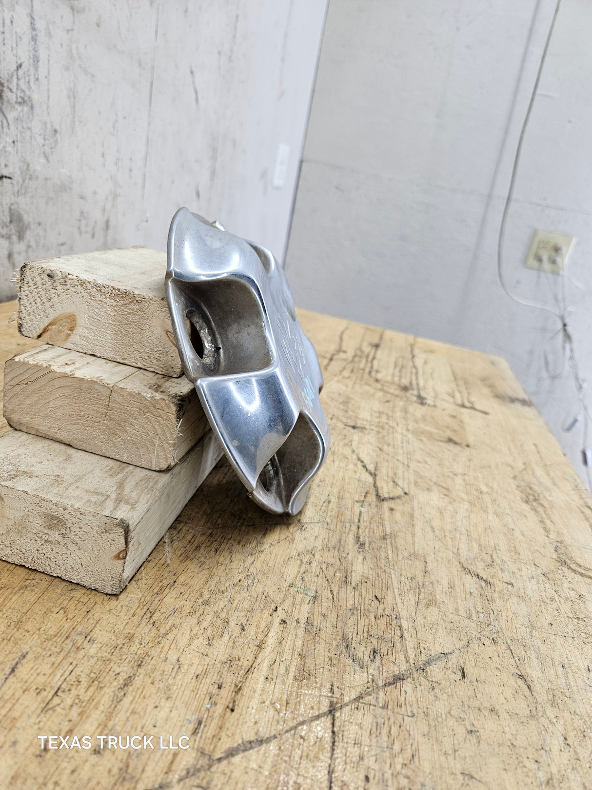 2002-2008 Dodge Ram 1500 OEM Center Wheel Cap Hub Cap 3rd Gen