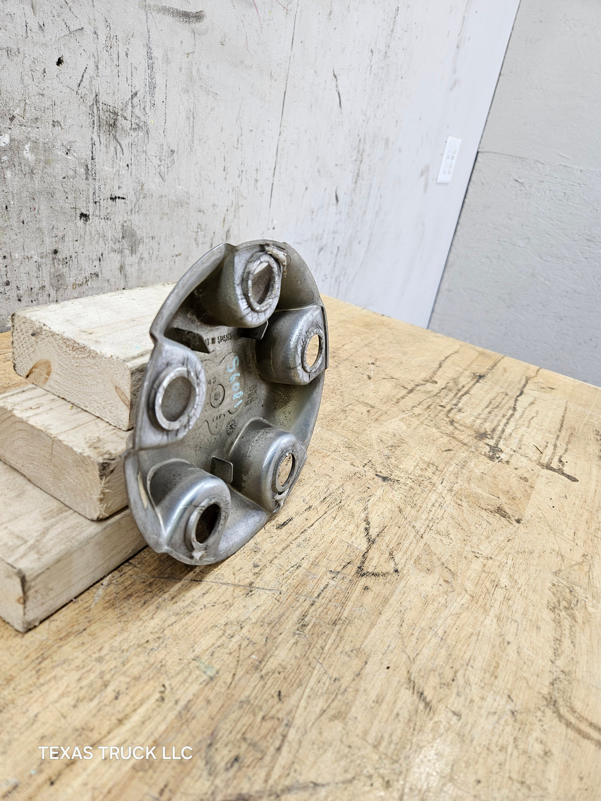 2002-2008 Dodge Ram 1500 OEM Center Wheel Cap Hub Cap 3rd Gen