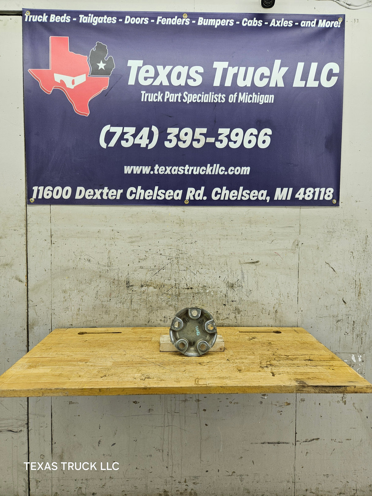 2002-2008 Dodge Ram 1500 OEM Center Wheel Cap Hub Cap 3rd Gen