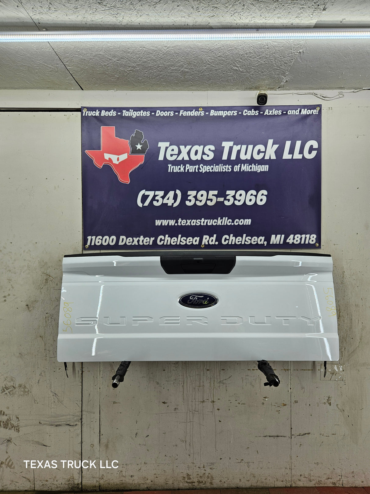 2023-2025 Ford Super Duty Tailgate F250 F350 F450 F550 - Oxford White