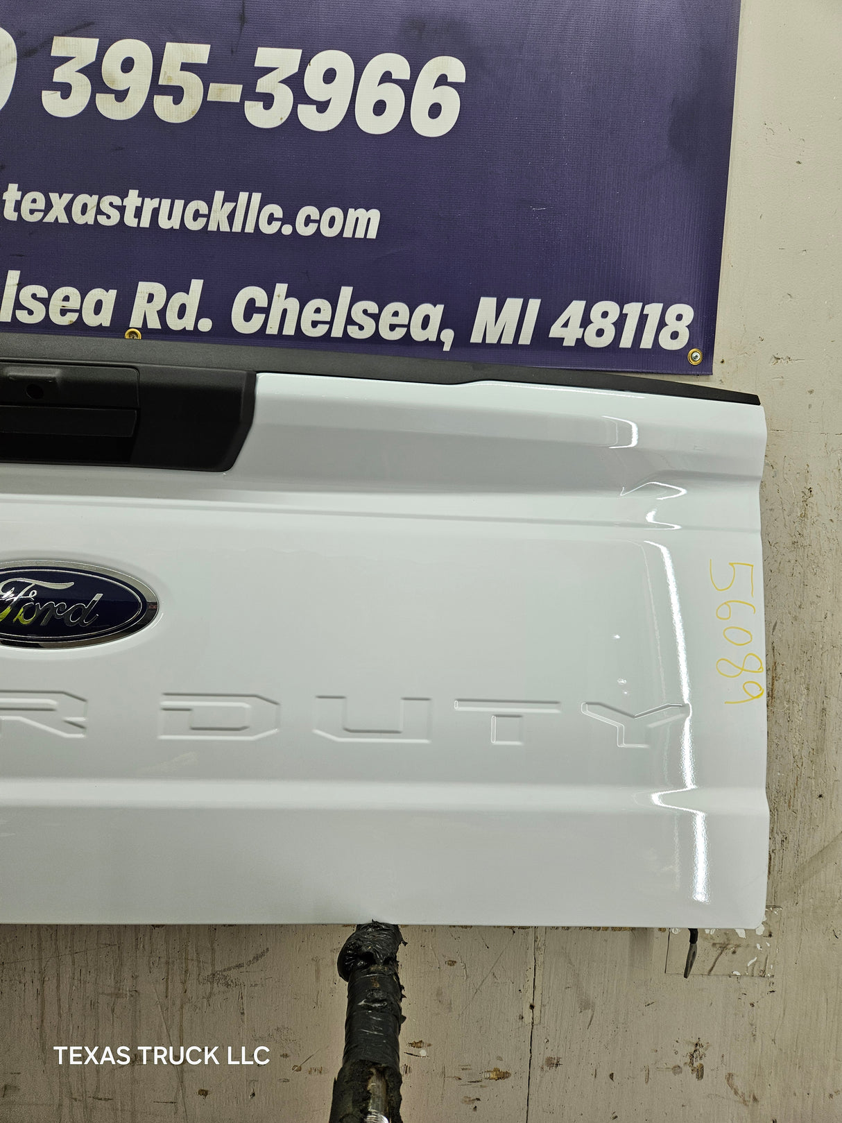 2023-2025 Ford Super Duty Tailgate F250 F350 F450 F550 - Oxford White