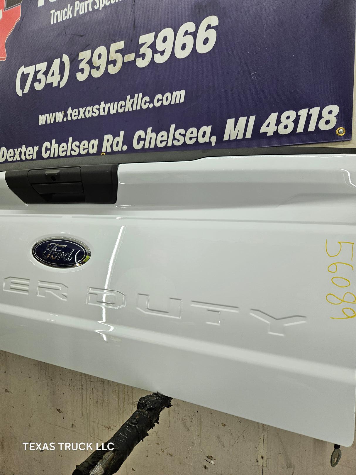 2023-2025 Ford Super Duty Tailgate F250 F350 F450 F550 - Oxford White