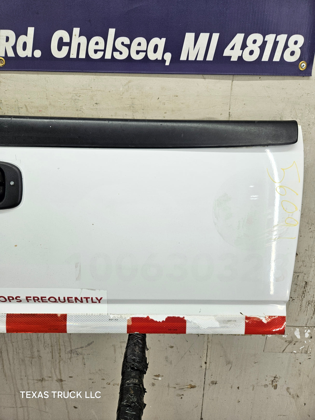 1999-2007 Chevrolet Silverado / GMC Sierra 1500 2500 3500 Tailgate