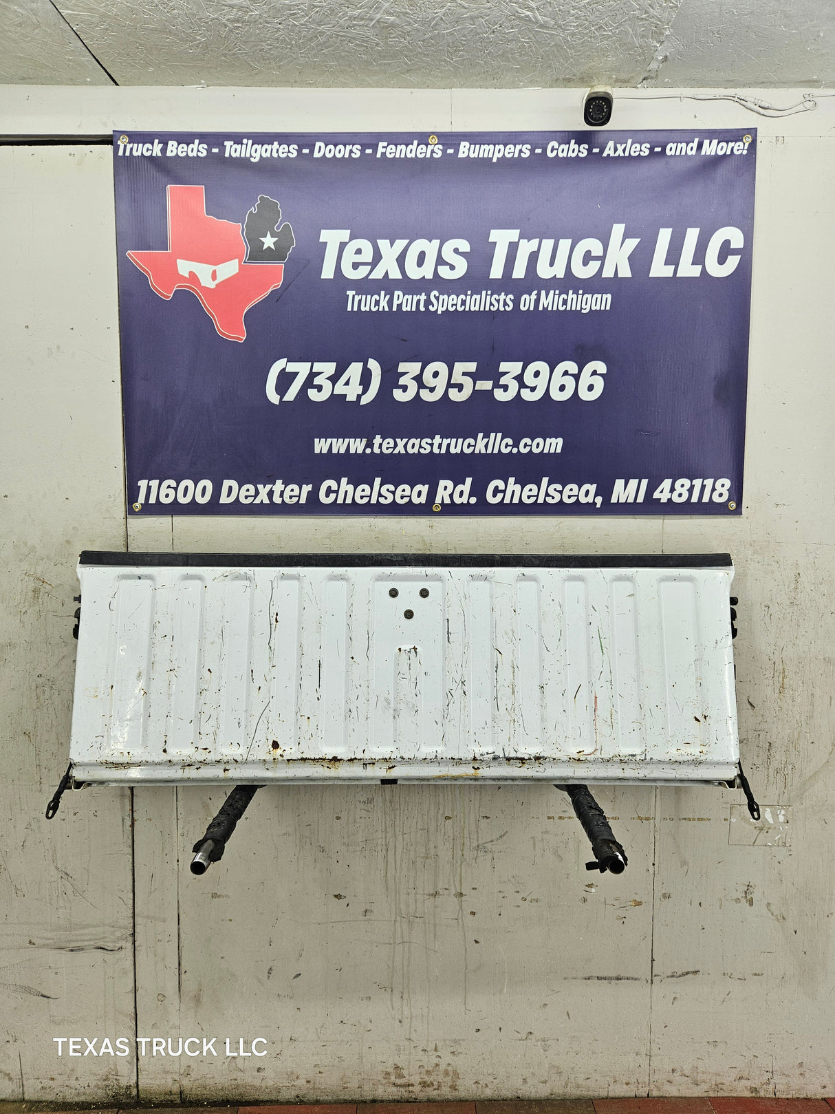 1999-2007 Chevrolet Silverado / GMC Sierra 1500 2500 3500 Tailgate