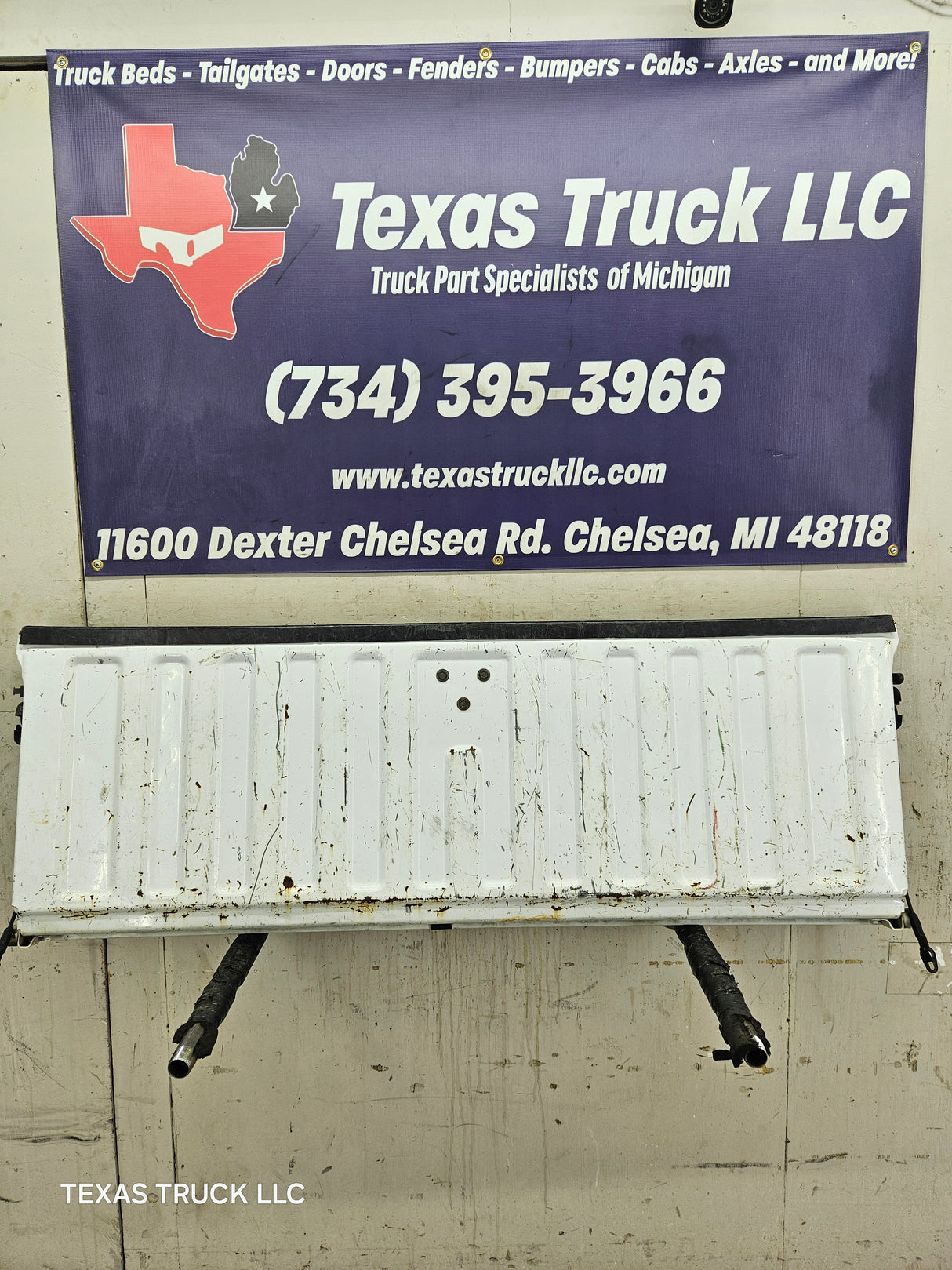 1999-2007 Chevrolet Silverado / GMC Sierra 1500 2500 3500 Tailgate