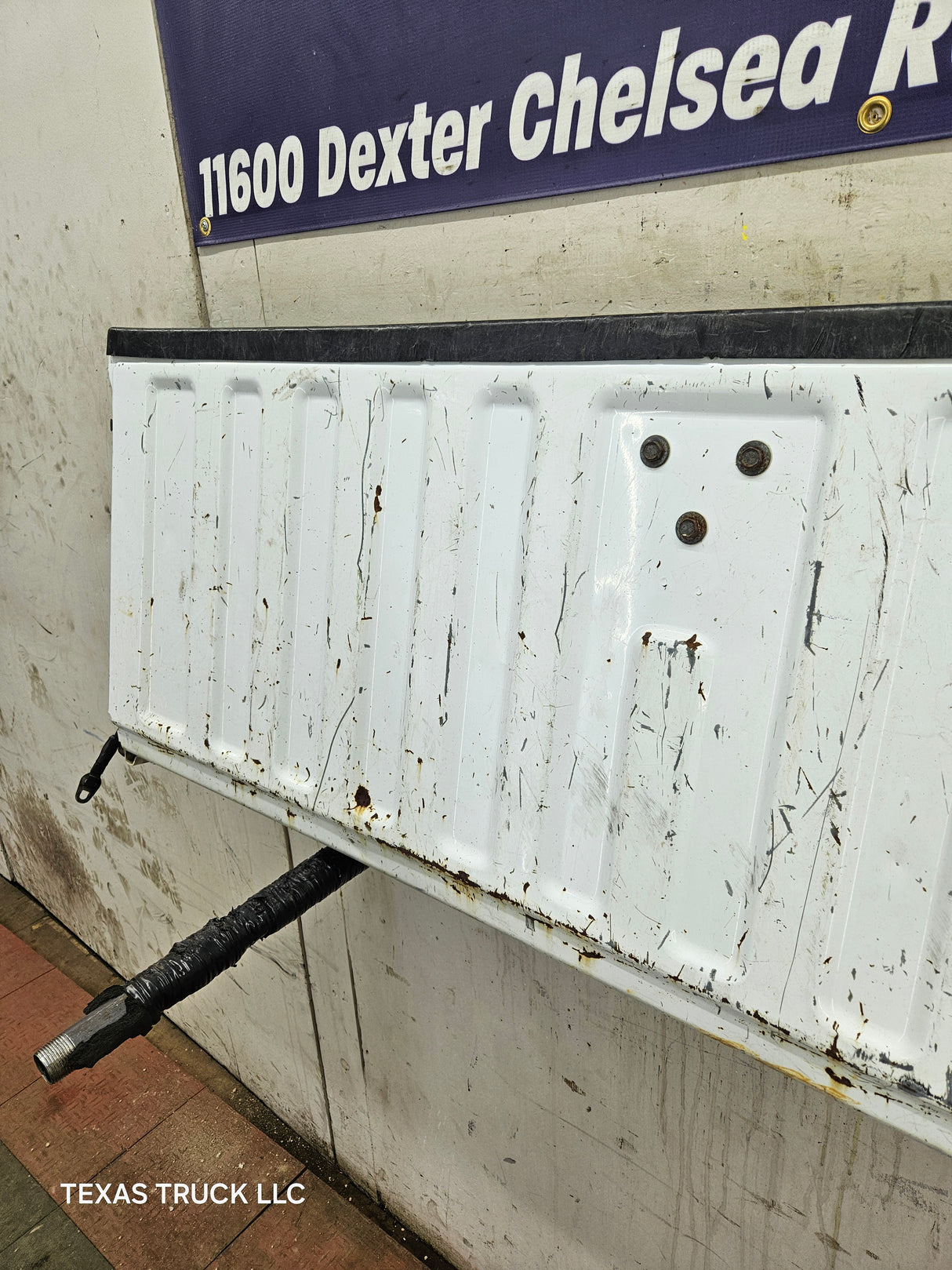 1999-2007 Chevrolet Silverado / GMC Sierra 1500 2500 3500 Tailgate