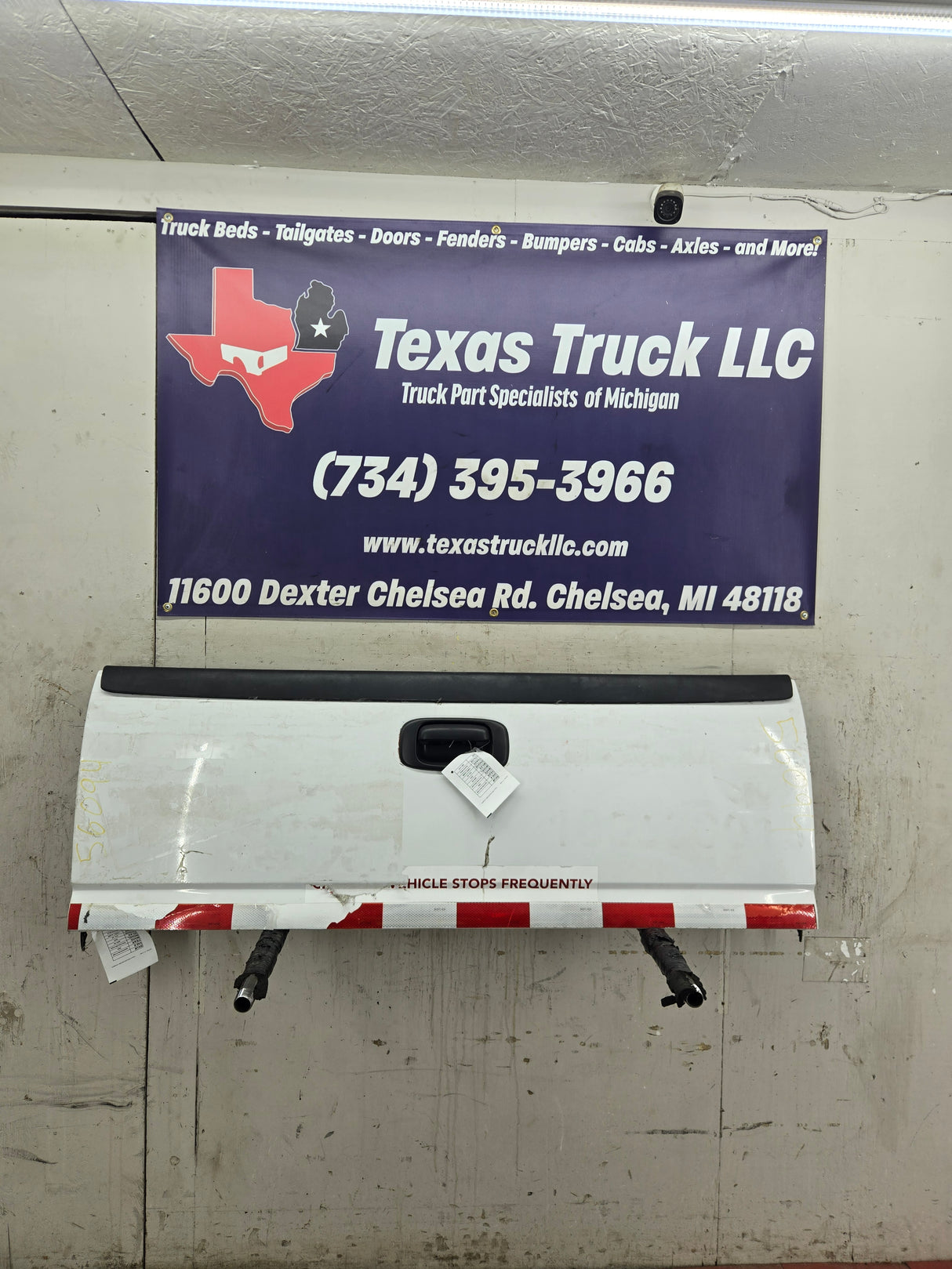 1999-2007 Chevrolet Silverado / GMC Sierra 1500 2500 3500 Tailgate