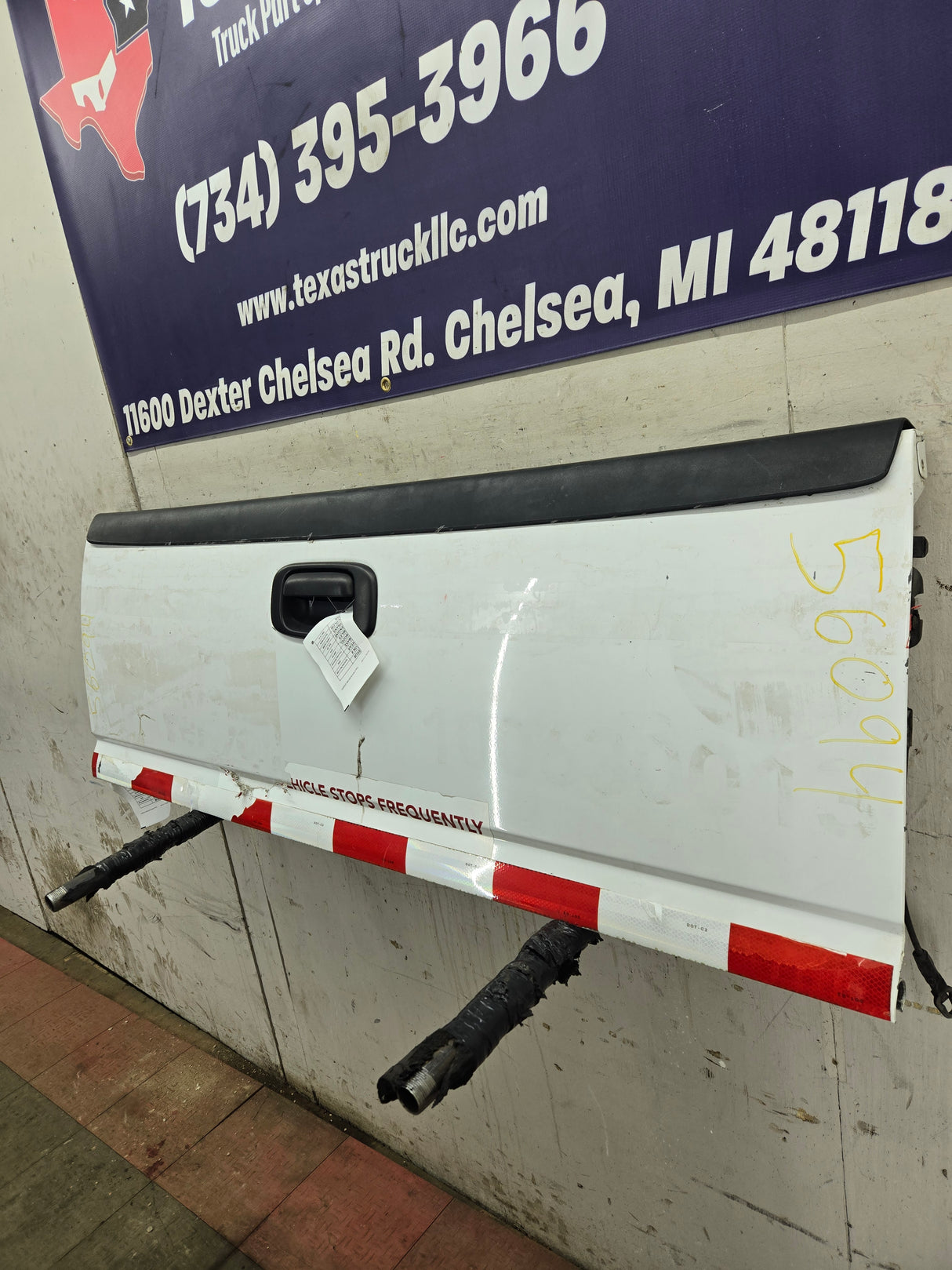 1999-2007 Chevrolet Silverado / GMC Sierra 1500 2500 3500 Tailgate