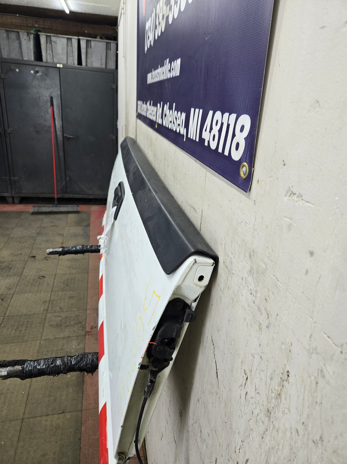 1999-2007 Chevrolet Silverado / GMC Sierra 1500 2500 3500 Tailgate