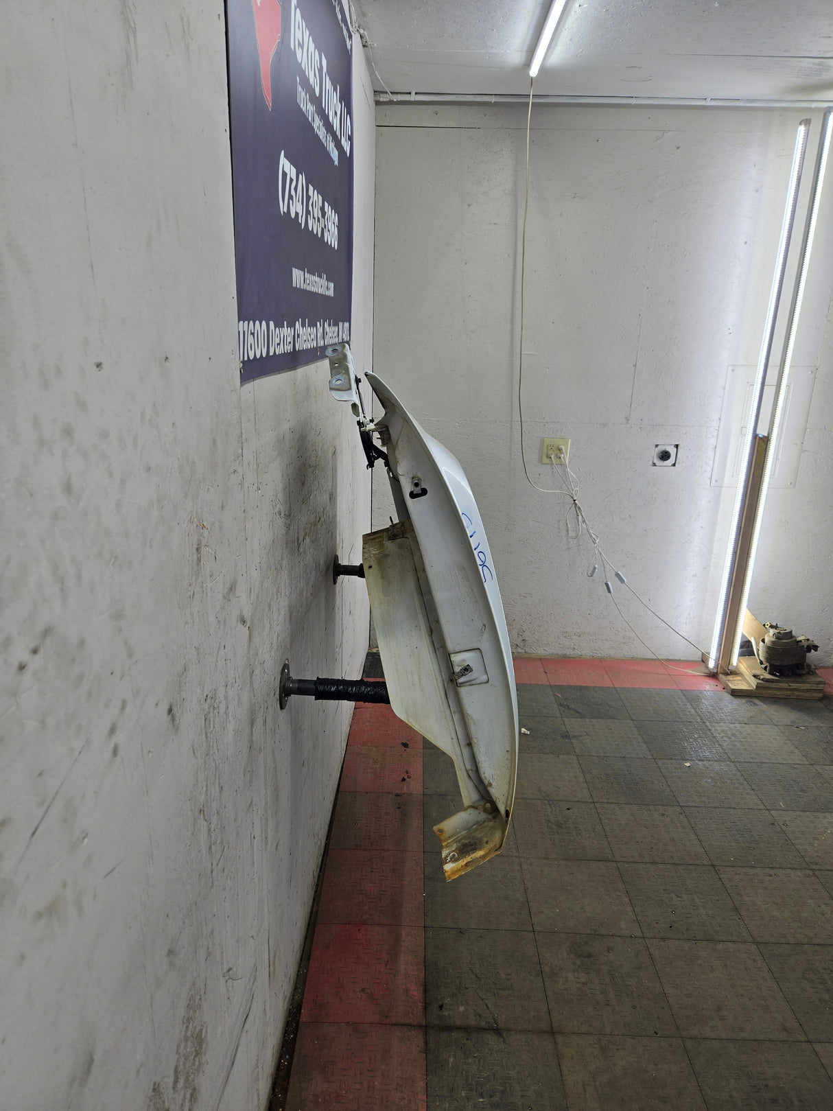 2007-2013 Chevrolet Silverado Passenger Side Front RH Fender 1500 2500 3500 HD