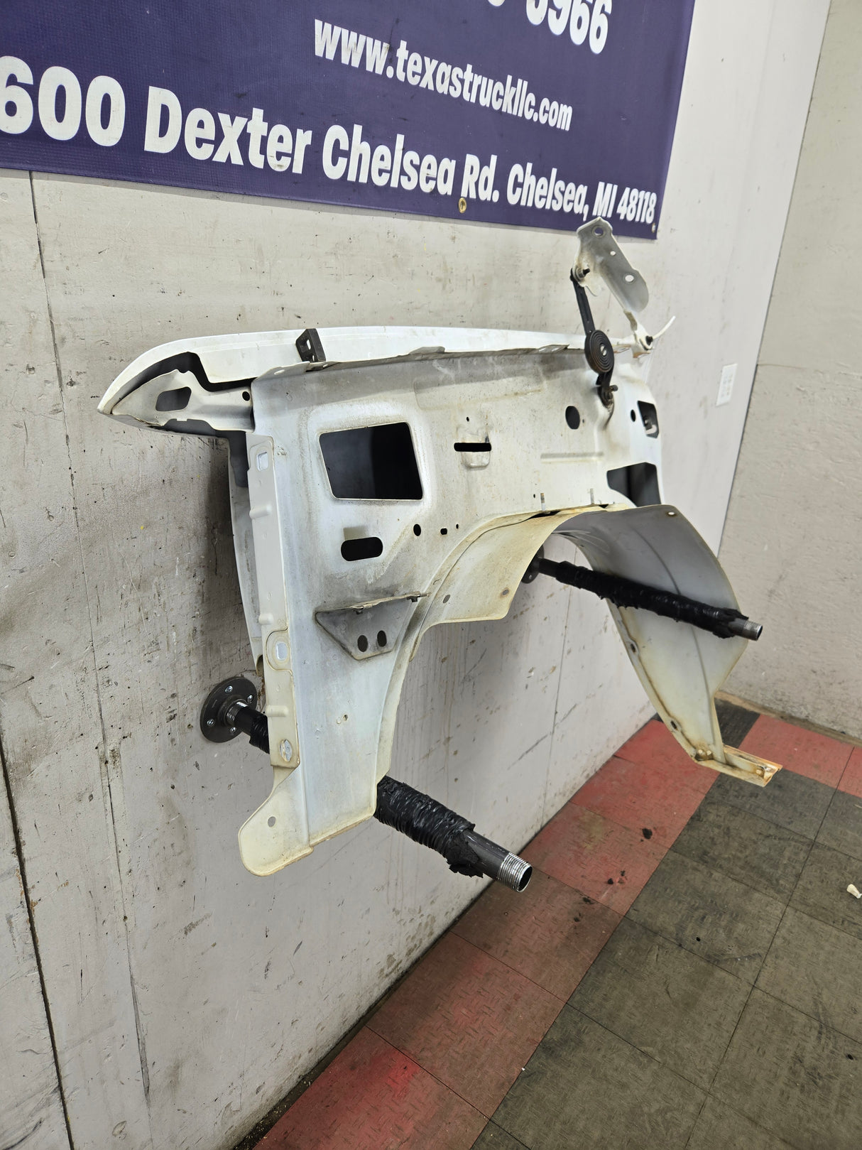 2007-2013 Chevrolet Silverado Passenger Side Front RH Fender 1500 2500 3500 HD