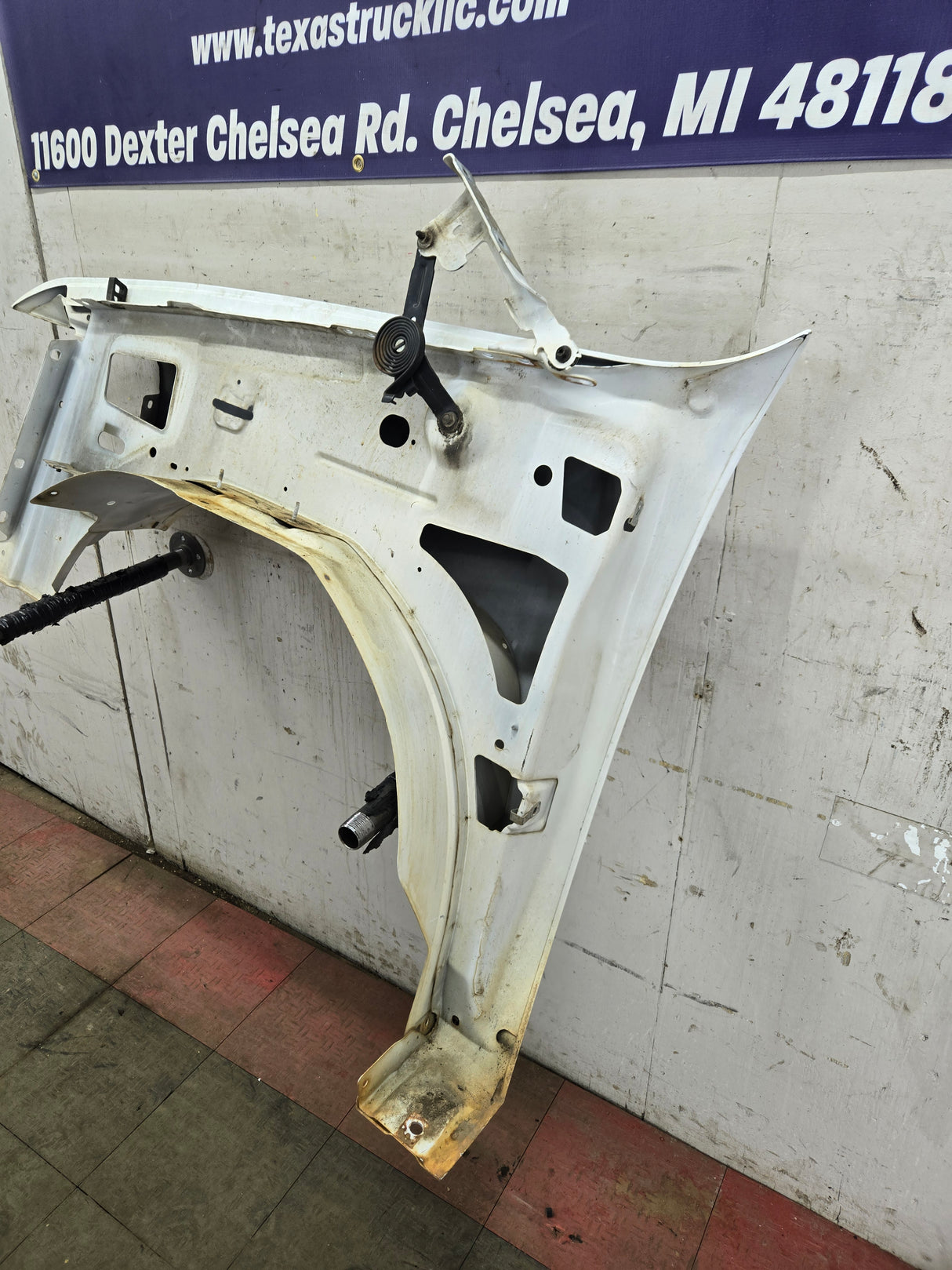 2007-2013 Chevrolet Silverado Passenger Side Front RH Fender 1500 2500 3500 HD