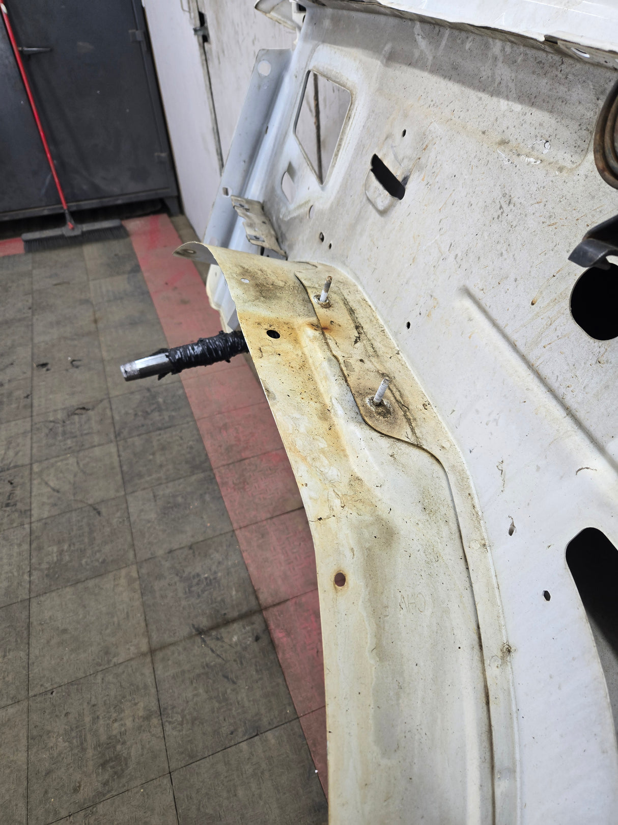 2007-2013 Chevrolet Silverado Passenger Side Front RH Fender 1500 2500 3500 HD