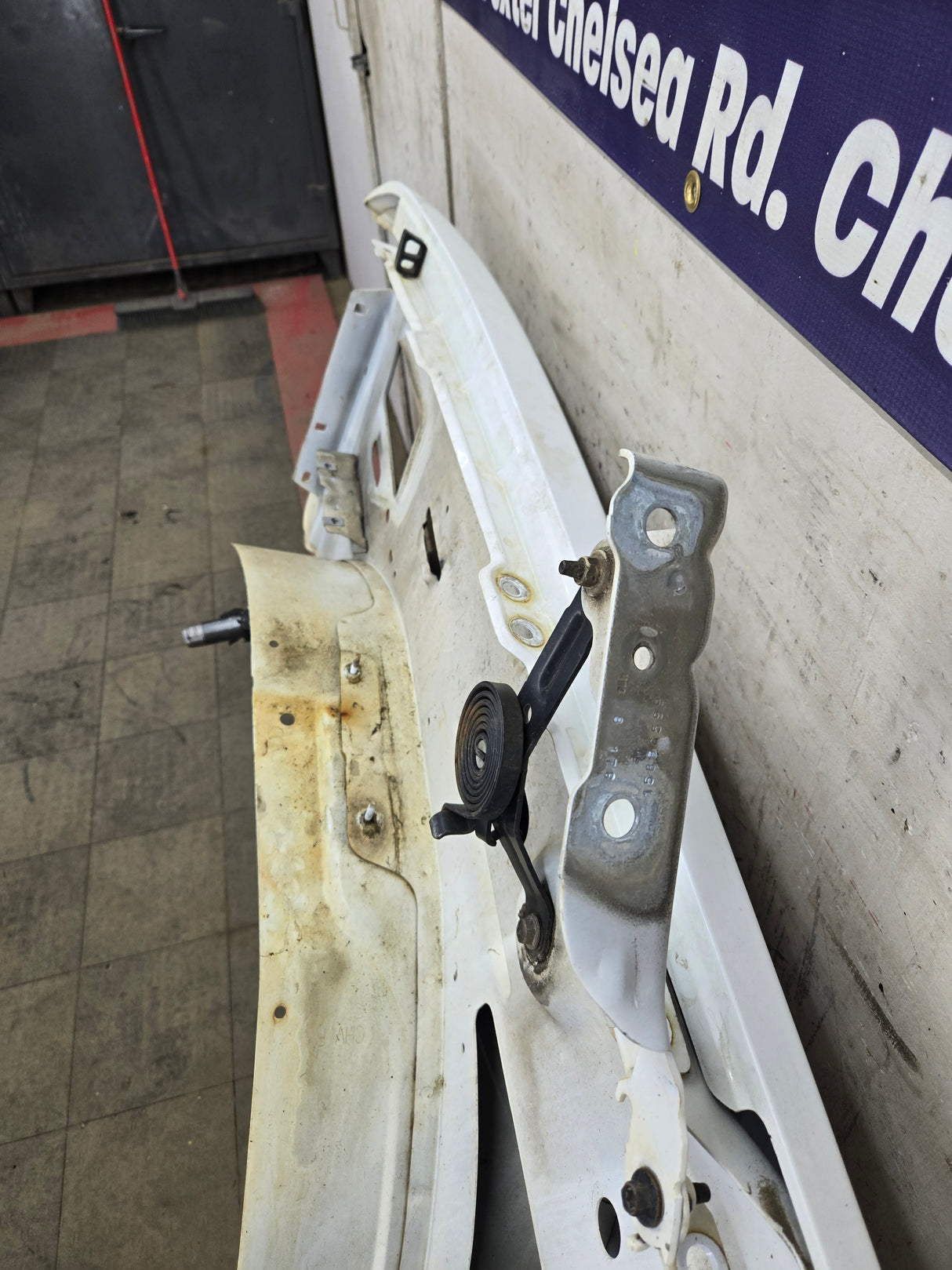 2007-2013 Chevrolet Silverado Passenger Side Front RH Fender 1500 2500 3500 HD