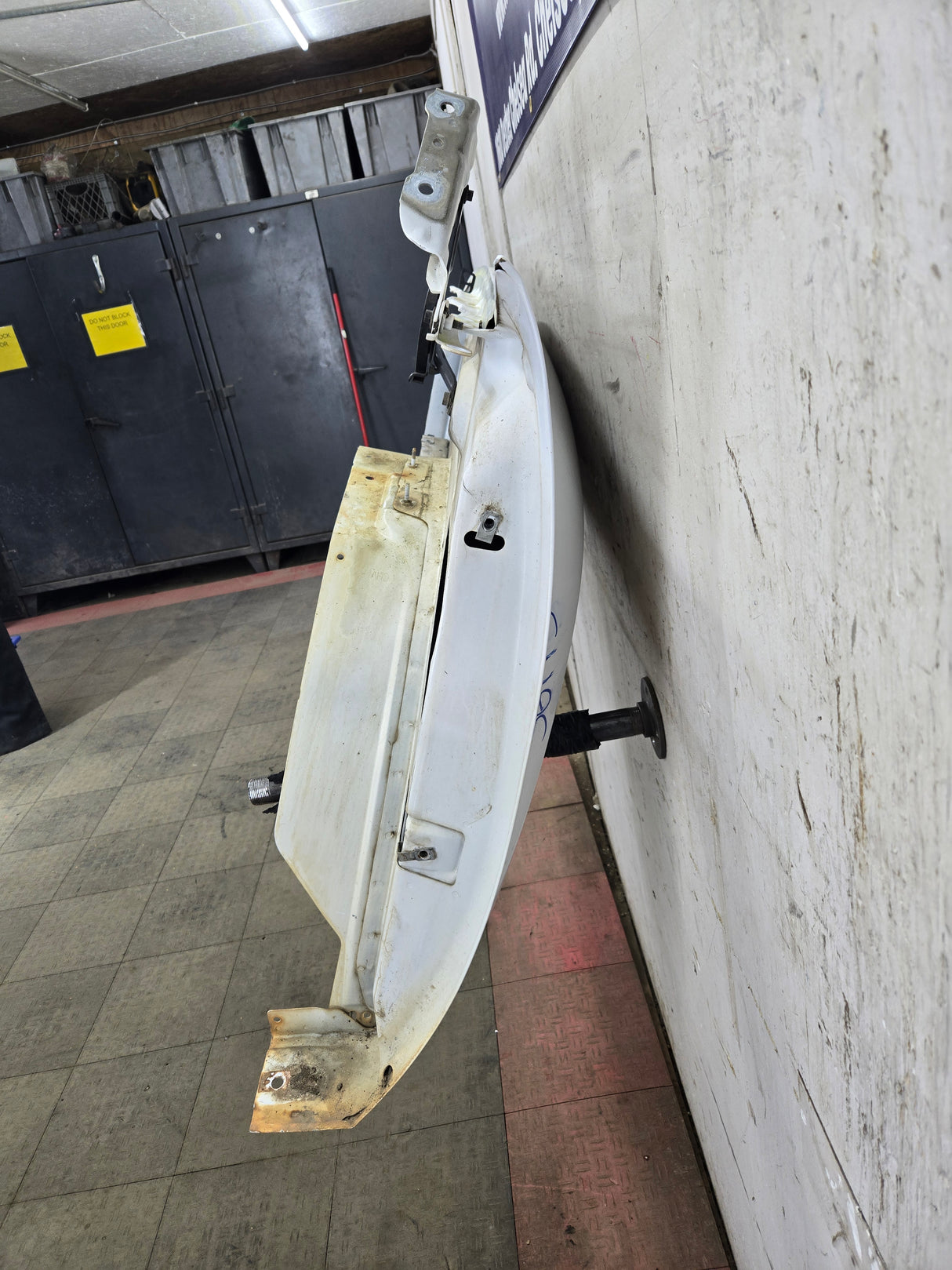 2007-2013 Chevrolet Silverado Passenger Side Front RH Fender 1500 2500 3500 HD