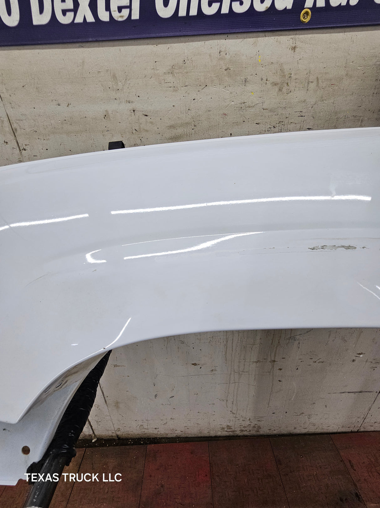 2003-2007 Chevrolet Silverado / Tahoe / Suburban 1500 2500 3500 HD LH Driver Side "Cateye" Front Fender - Summit White