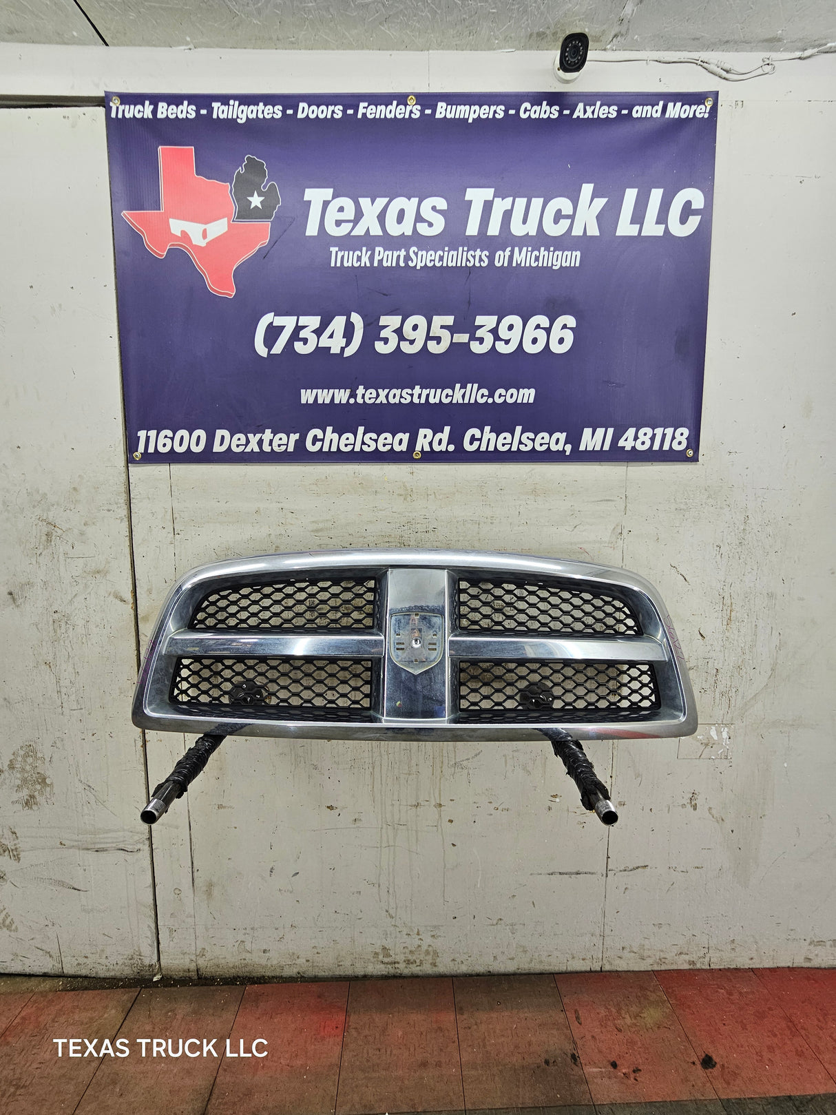 2009-2011 Dodge Ram 1500 Chrome Grill Surround