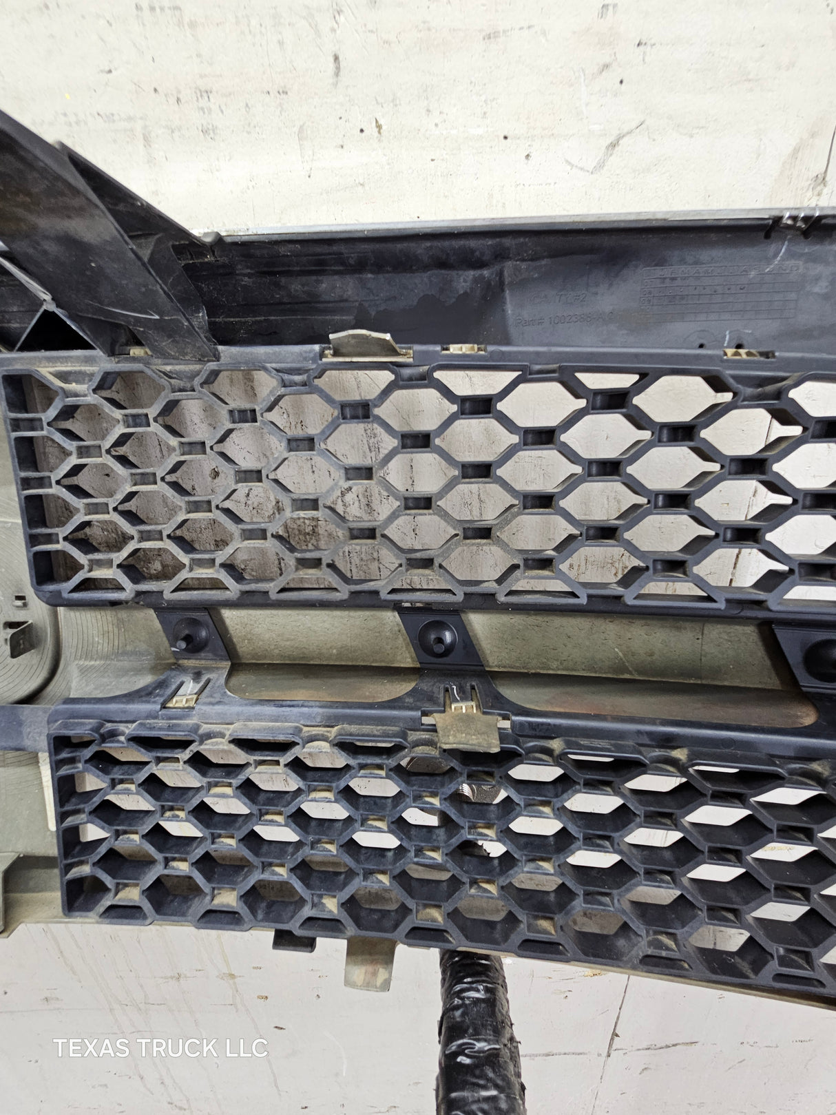 2009-2011 Dodge Ram 1500 Chrome Grill Surround
