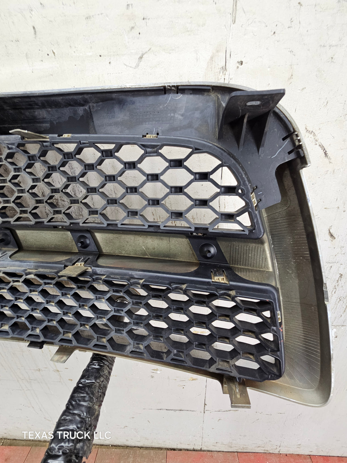 2009-2011 Dodge Ram 1500 Chrome Grill Surround