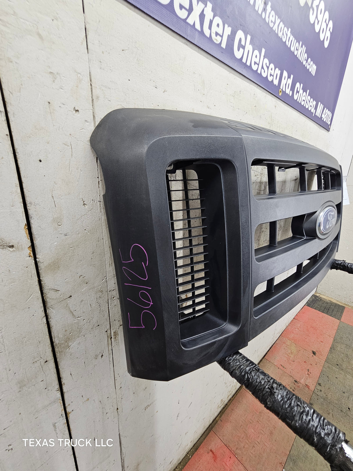 2008-2010 Ford Super Duty F250 F350 F450 F550 Grill Surround