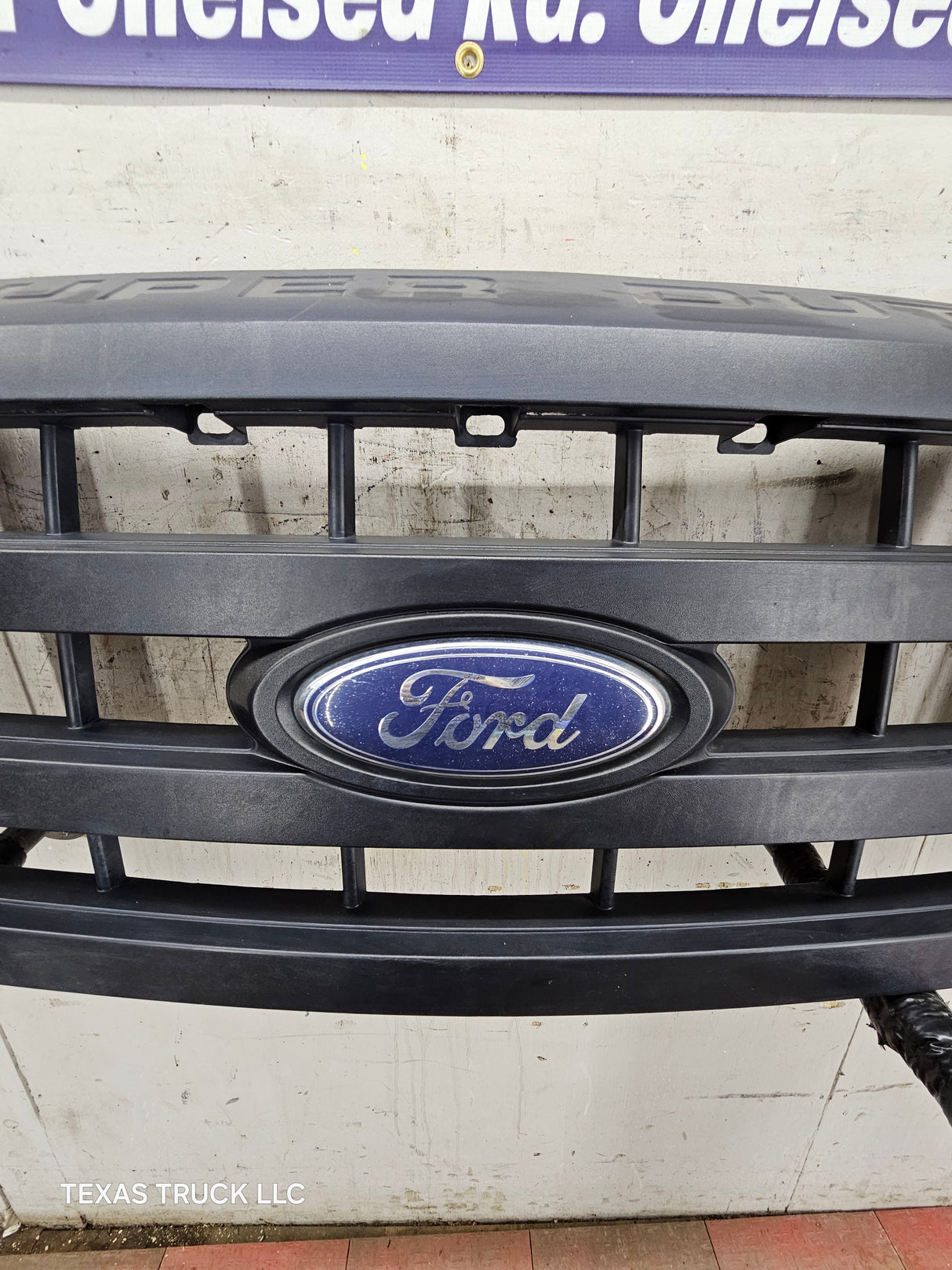 2008-2010 Ford Super Duty F250 F350 F450 F550 Grill Surround