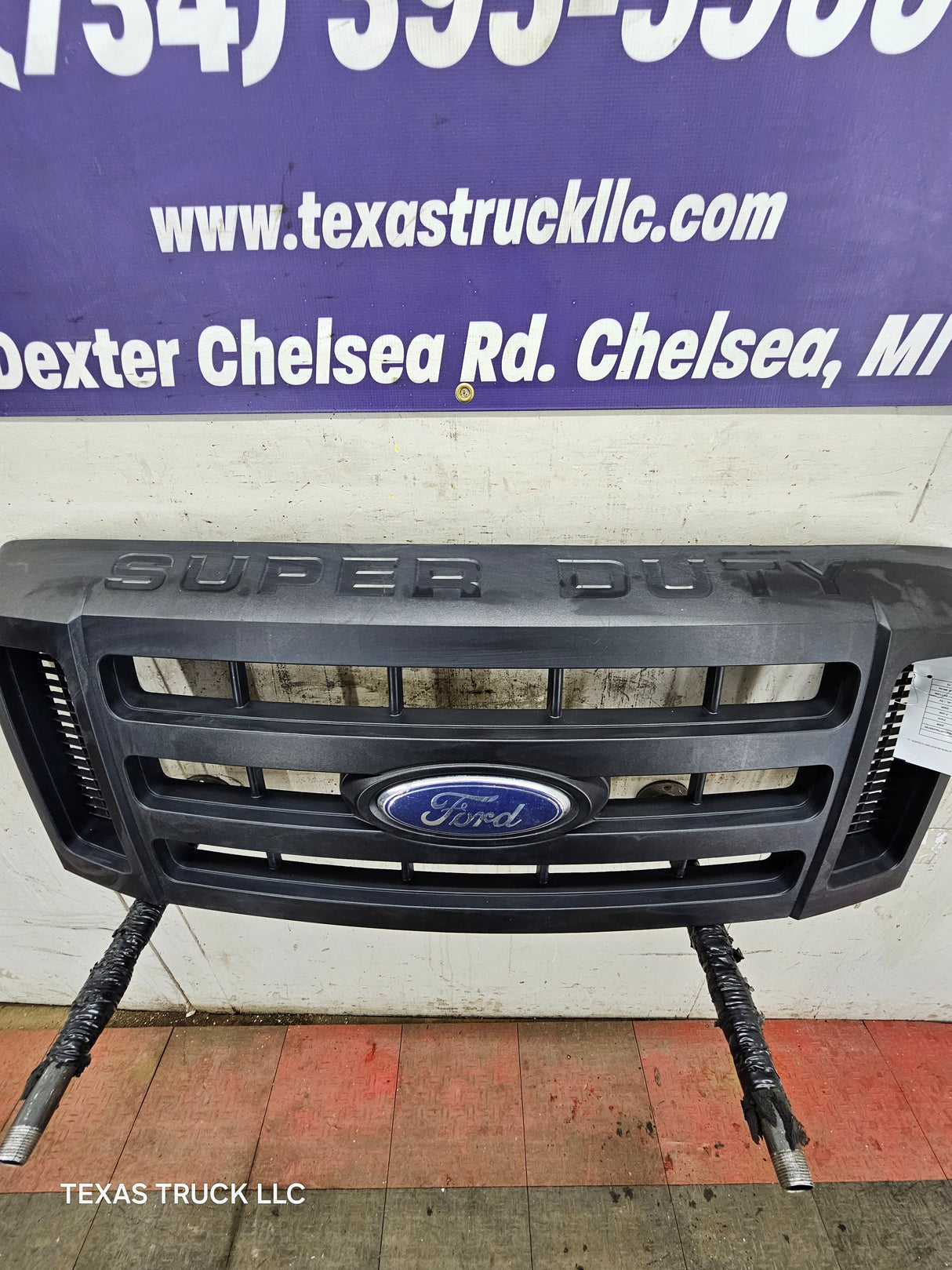 2008-2010 Ford Super Duty F250 F350 F450 F550 Grill Surround
