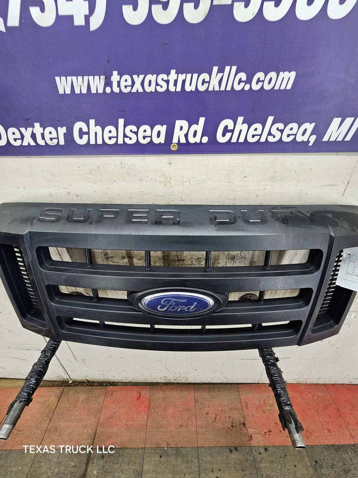 2008-2010 Ford Super Duty F250 F350 F450 F550 Grill Surround